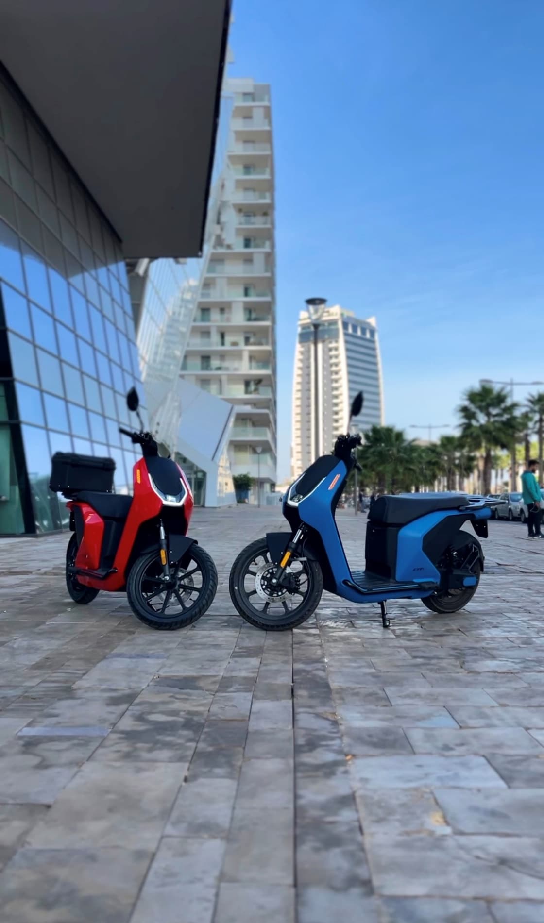 location rent renting scooters motos blog image 4